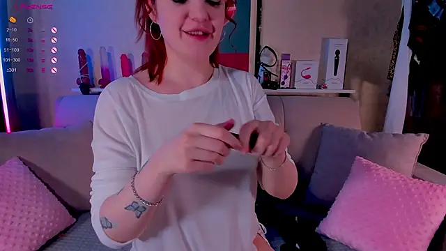 Ashley Nicks online show from 02/08/26, 09:02