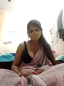 Snapshot of fuunshashi chatting on 11/26/25, 04:52 fuunshashi online show from 11/26/25, 04:52