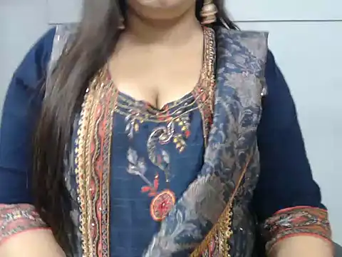 Surjeet Kaur online show from 12/15/25, 04:28