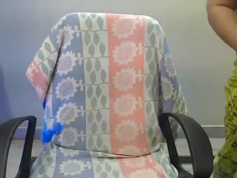 Surjeet Kaur online show from 02/25/26, 04:11