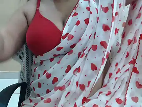 Surjeet Kaur online show from 05/04/26, 01:34