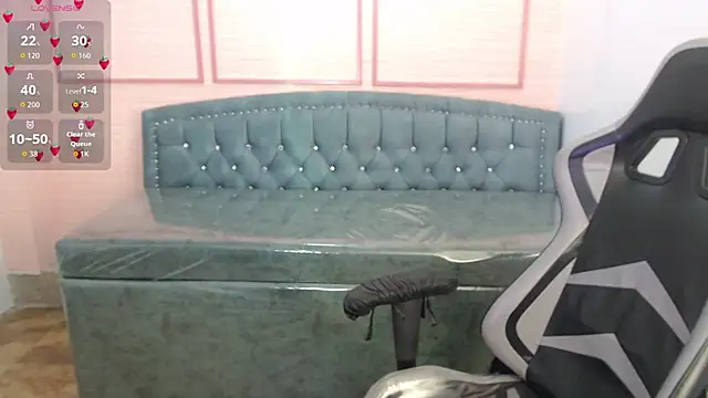 alexa romero t online show from 11/19/25, 01:22