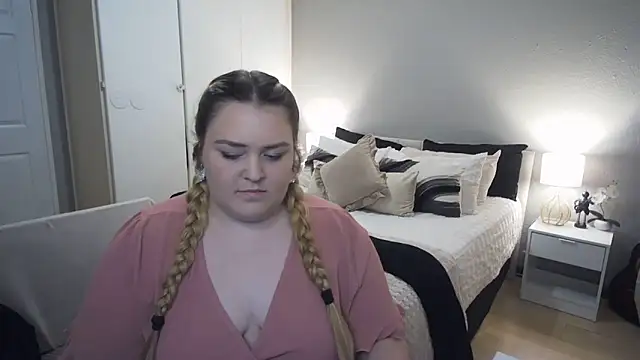 Neytjie online show from 11/29/25, 06:00