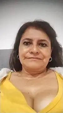 Snapshot of BiancaSteel chatting on 07/17/26, 01:12 BiancaSteel online show from 07/17/26, 01:12