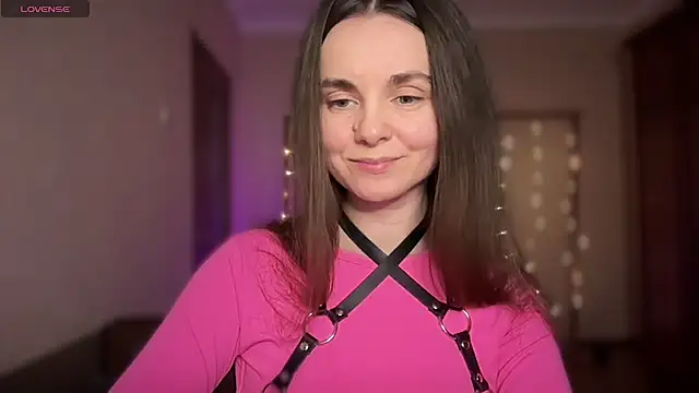 lanaloulou online show from 04/22/26, 06:31