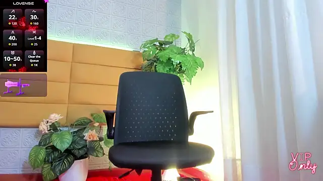 LeilaHiuston online show from 02/17/26, 08:15