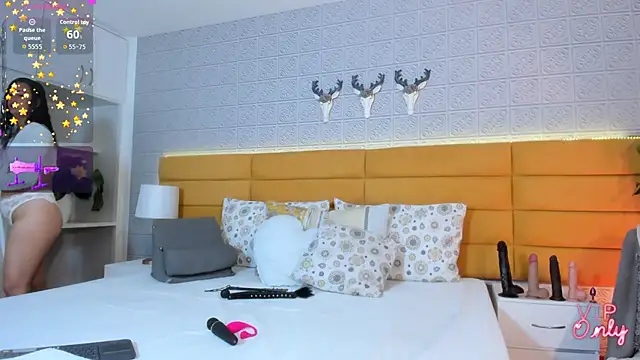 LeilaHiuston online show from 02/22/26, 12:01