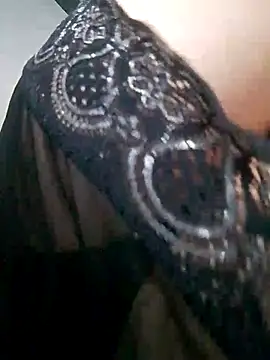 Snapshot of Sandra42 chatting on 10/15/25, 10:04 Sandra42 online show from 10/15/25, 10:04