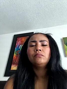 Snapshot of Ariana_Rodriguez chatting on 07/05/26, 02:35 Ariana Rodriguez online show from 07/05/26, 02:35