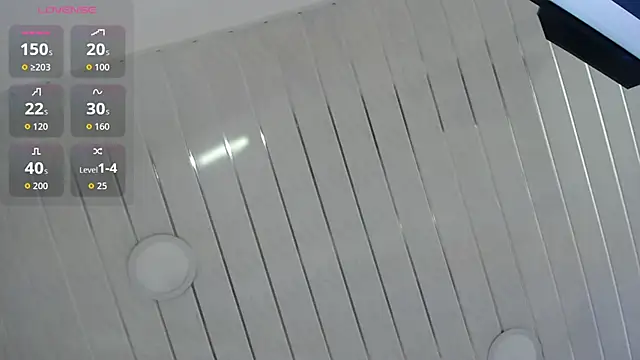 Cristal Velle online show from 09/30/25, 12:43