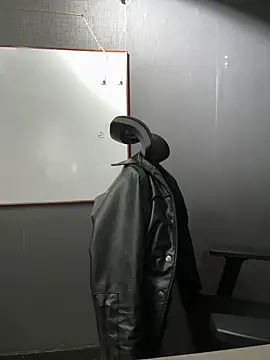 Snapshot of Isabella_Varella chatting on 02/19/26, 12:45 Isabella Varella online show from 02/19/26, 12:45