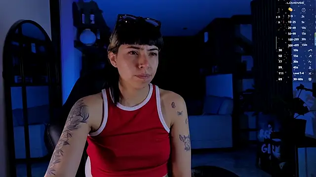 Saraa Desiree online show from 04/11/26, 02:49