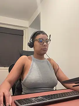 Melia Rayne online show from 02/02/26, 12:15