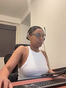 Melia Rayne online show from 03/17/26, 10:29