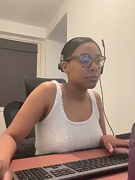 Melia Rayne online show from 03/19/26, 10:52