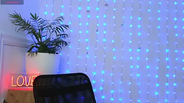 neferutt online show from 01/07/26, 11:56