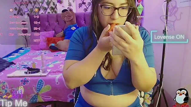 Anny  cute online show from 11/21/25, 12:37