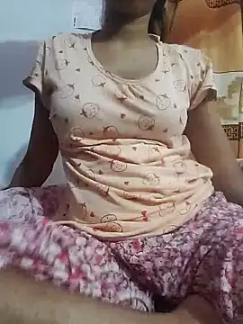 sexy-trisha1 online show from 11/12/25, 04:40