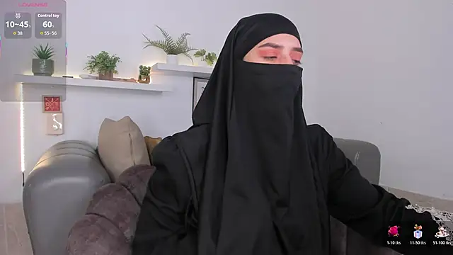 Snapshot of salma_arabicc chatting on 06/20/26, 04:04 salma arabicc online show from 06/20/26, 04:04