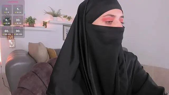 Snapshot of salma_arabicc chatting on 06/23/26, 04:54 salma arabicc online show from 06/23/26, 04:54