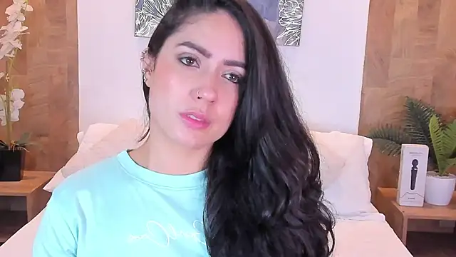 isabella winkler online show from 01/15/26, 11:59