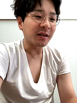 waka3232 online show from 09/18/25, 02:35