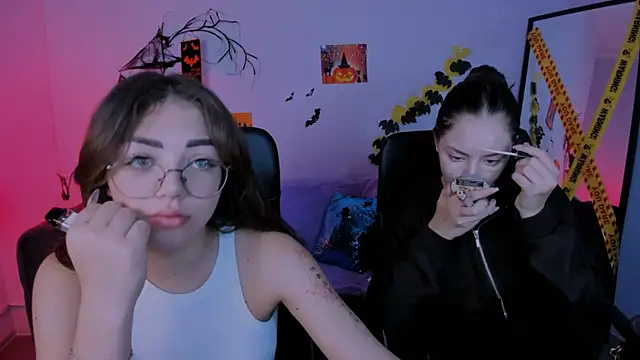 kiki swan online show from 11/04/25, 06:56