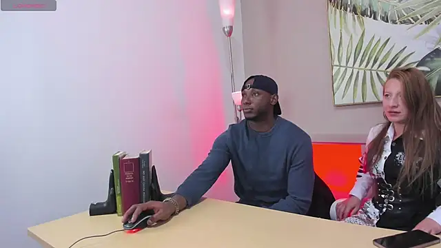 Snapshot of carter_sophia_ chatting on 03/06/25, 03:45 carter sophia online show from 03/06/25, 03:45