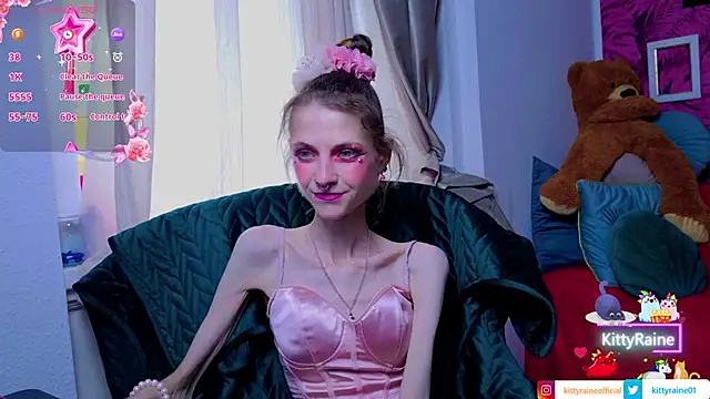 Snapshot of KittyRaine chatting on 05/17/26, 12:01 KittyRaine online show from 05/17/26, 12:01