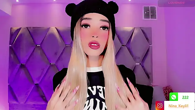 Nina Keyli online show from 11/08/25, 07:34