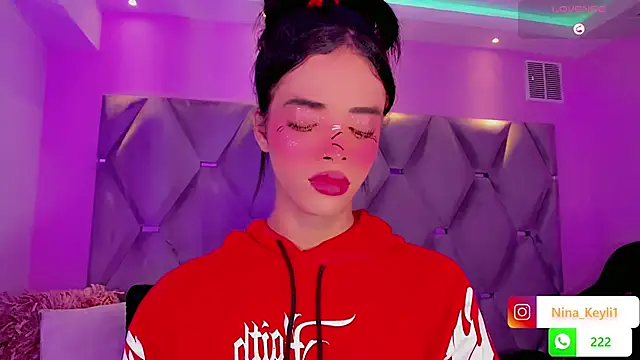 Nina Keyli online show from 11/22/25, 07:57