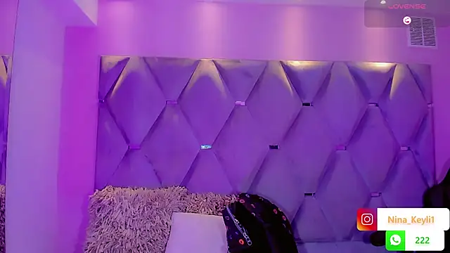 Nina Keyli online show from 11/23/25, 07:46