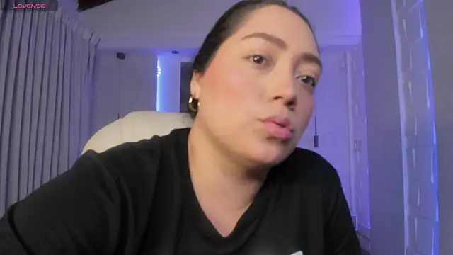 heidy johns online show from 10/18/25, 03:31