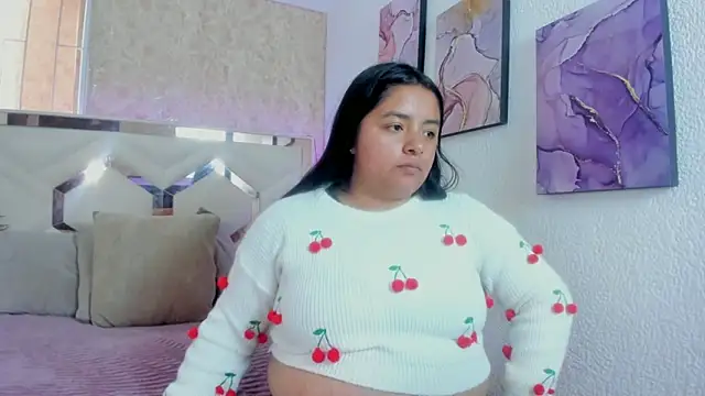 Snapshot of EmilyBrownn_ chatting on 09/21/25, 04:52 EmilyBrownn online show from 09/21/25, 04:52