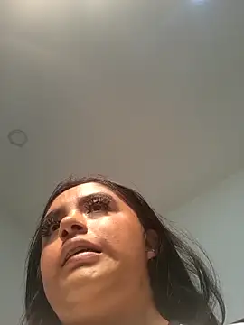 Snapshot of EmilyBrownn_ chatting on 09/25/25, 07:06 EmilyBrownn online show from 09/25/25, 07:06