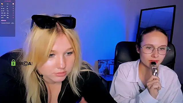 mona cloud online show from 10/03/25, 11:24