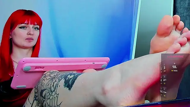 Snapshot of Coraline_Beldam chatting on 03/18/25, 11:53 Coraline Beldam online show from 03/18/25, 11:53