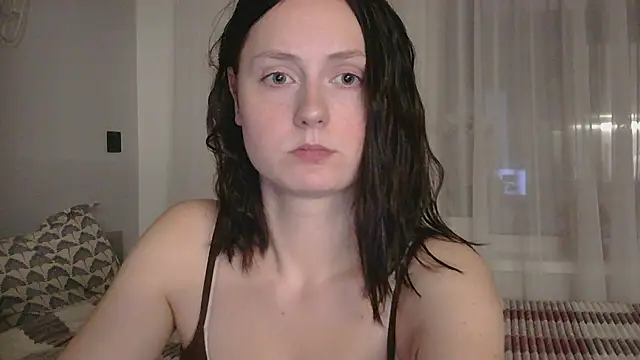 Snapshot of belle_ame chatting on 10/19/25, 07:03 belle ame online show from 10/19/25, 07:03