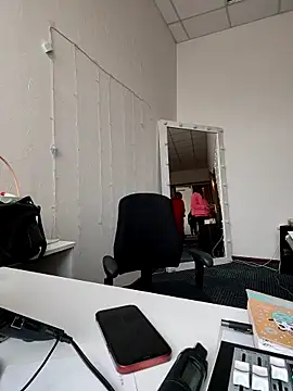 Juicy PeachLux online show from 03/20/25, 09:59