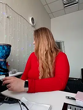 Juicy PeachLux online show from 02/01/26, 06:45