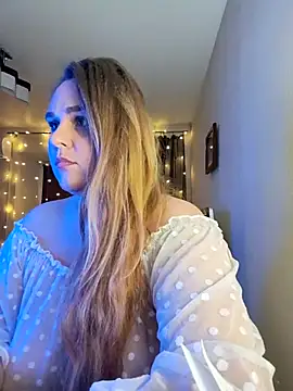 Juicy PeachLux online show from 03/19/26, 06:01