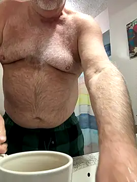 superbearboss online show from 11/12/25, 04:29