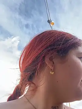 Snapshot of Karina_Leon chatting on 01/17/26, 06:55 Karina Leon online show from 01/17/26, 06:55