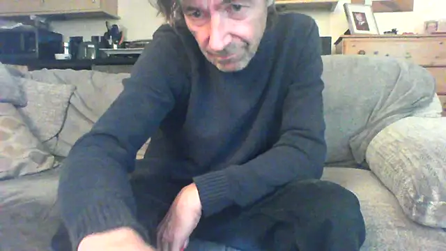 Snapshot of Grower_and_shower chatting on 09/30/25, 11:21 Grower and shower online show from 09/30/25, 11:21