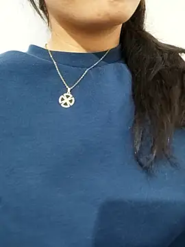 saraaxx1 online show from 02/08/26, 05:05