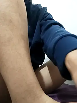 saraaxx1 online show from 02/09/26, 04:55