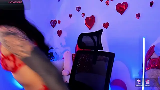 Snapshot of Hi_Soyfer chatting on 02/13/26, 06:59 Hi Soyfer online show from 02/13/26, 06:59