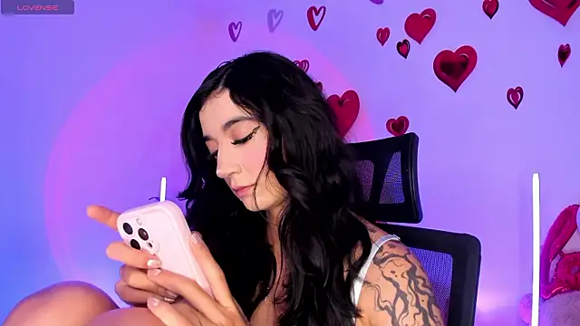 Snapshot of Hi_Soyfer chatting on 02/14/26, 09:22 Hi Soyfer online show from 02/14/26, 09:22