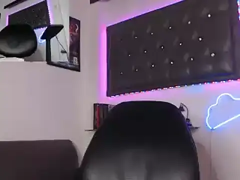 Snapshot of Monkey_uchiha777 chatting on 03/14/25, 06:50 Monkey uchiha777 online show from 03/14/25, 06:50