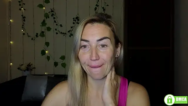 Kiss julli88I online show from 10/26/25, 06:25